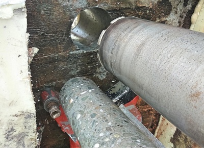 Przewiert średnicy 100mm